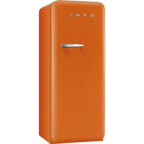 smeg fridge with freezer compartment.